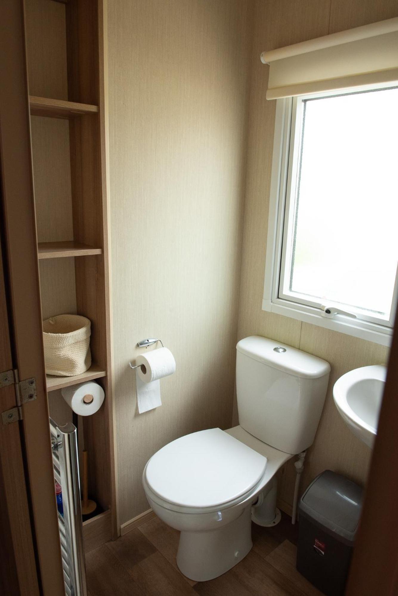 2 Bed Caravan For Hire At Golden Sands In Rhyl Esterno foto