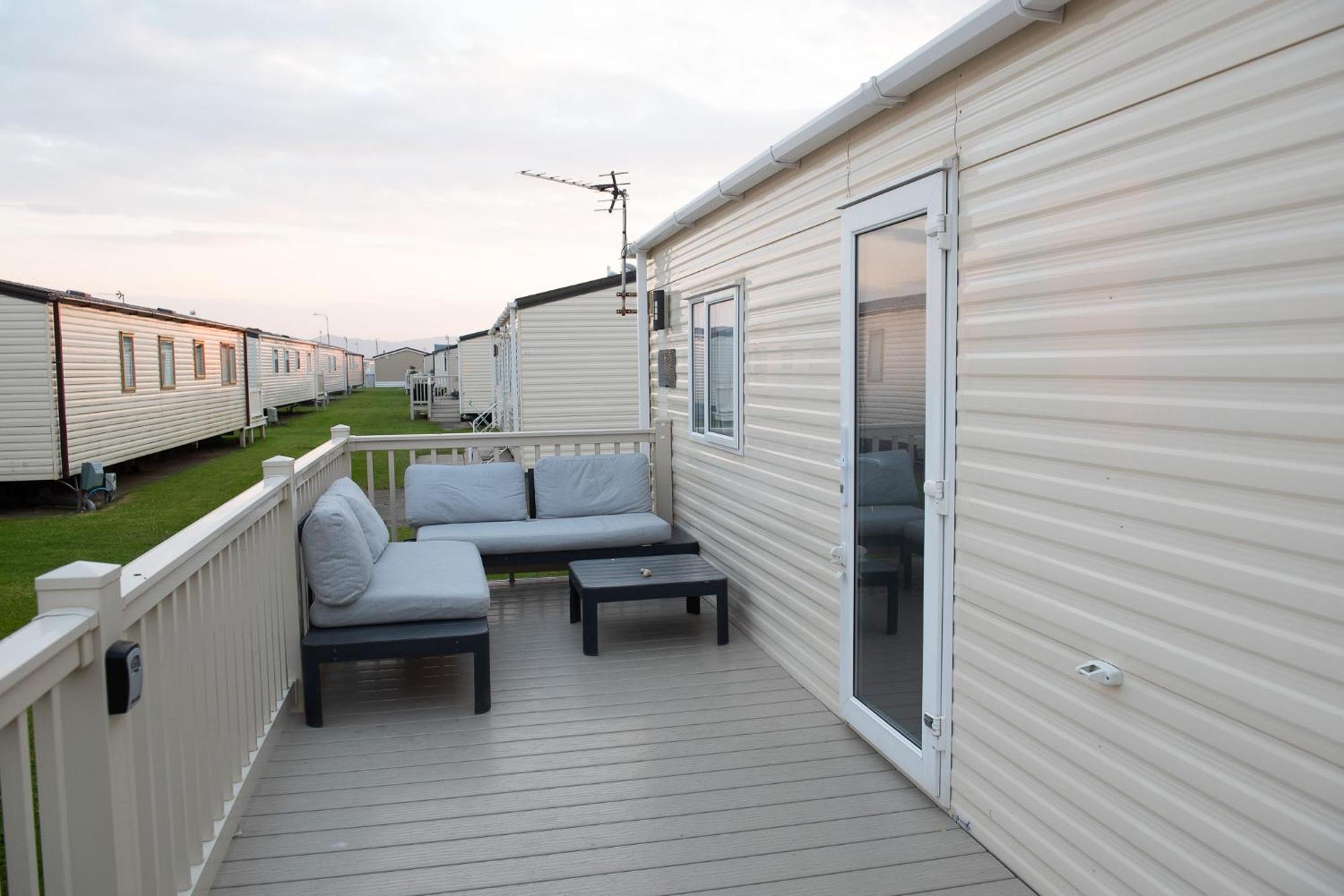 2 Bed Caravan For Hire At Golden Sands In Rhyl Esterno foto